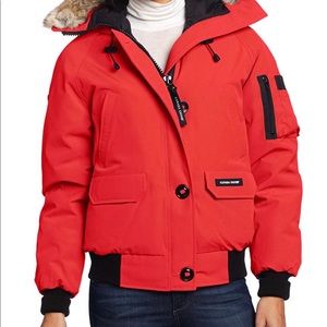 Gently used women’s medium Canada Goose jacket